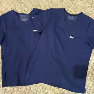 Figs Navy Blue V-Neck Scrub Tops and Joggers